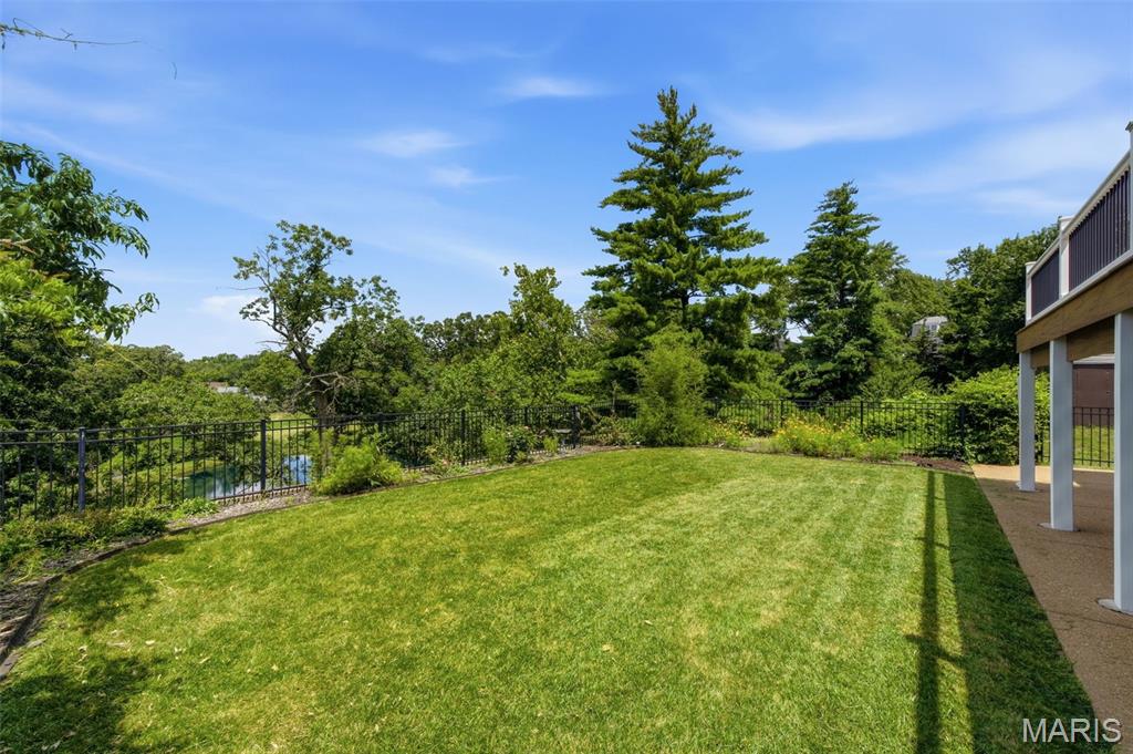 Creve Coeur Place 1 - Residential
