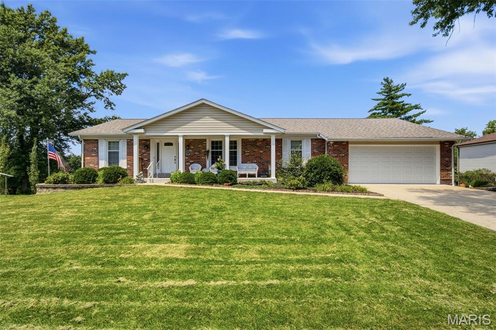 Creve Coeur Place 1 - Residential