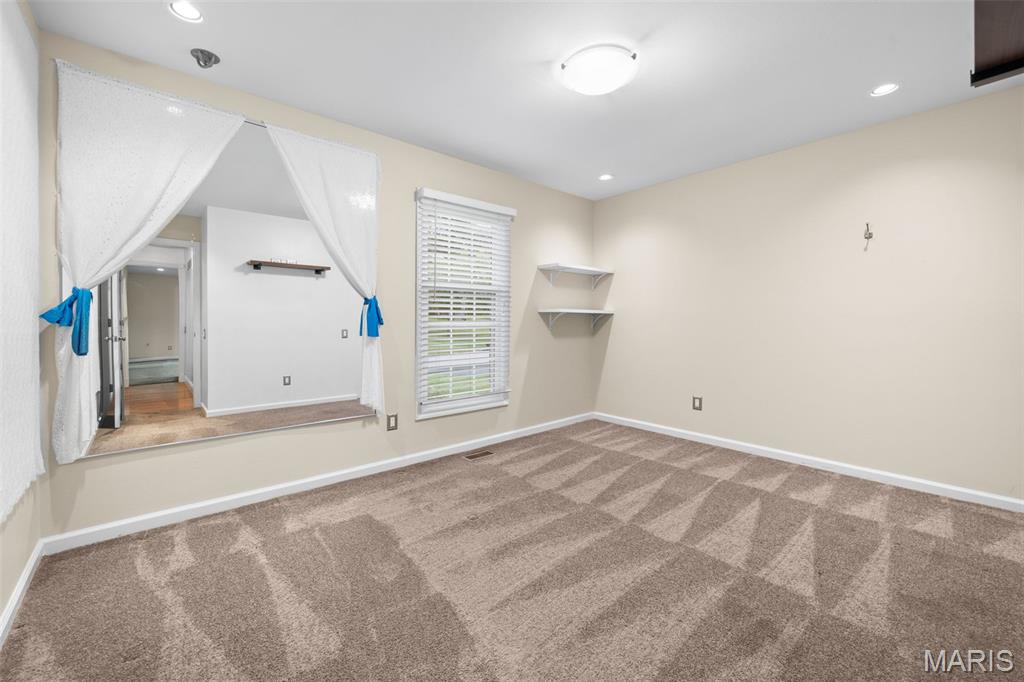 Creve Coeur Place 1 - Residential