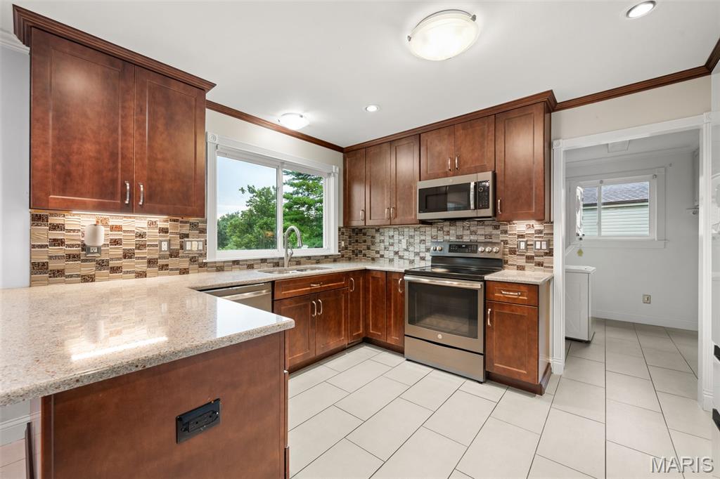 Creve Coeur Place 1 - Residential