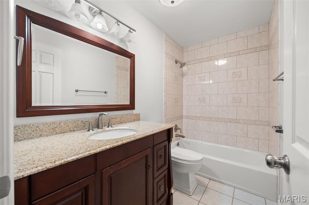 Creve Coeur Place 1 - Residential