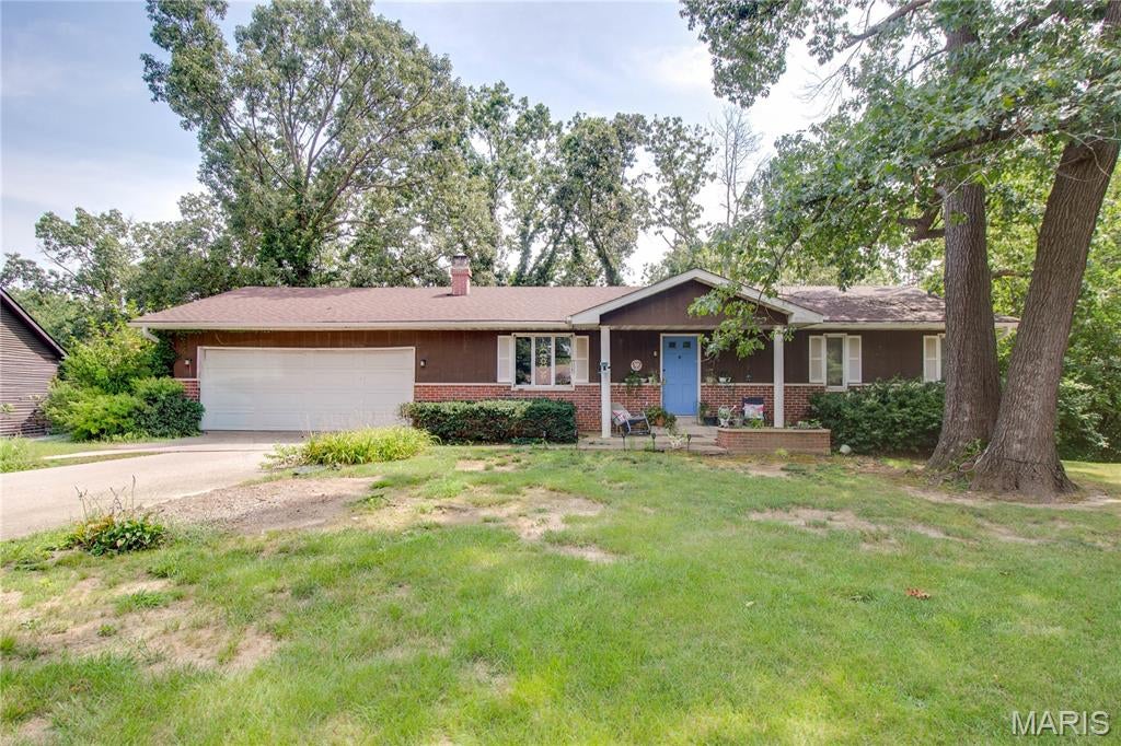 Welcome to this 4 bedroom, 3 full bath home offering plenty of potential for its next owner. With a versatile floor plan and a comfortable amount of living space, this property provides a great opportunity for a variety of buyers. Three bedrooms offer room for family, guests, a home office, or additional flex space, while two bathrooms add everyday convenience.

Whether you’re looking for a place to call home, an investment opportunity, or a property to make your own, this home is worth a closer look. Schedule your showing and come see the possibilities this property has to offer!