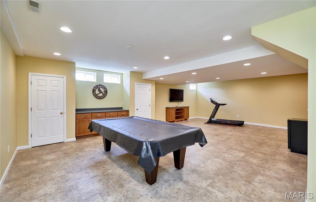 Twin Estates At Meadowbrook - Residential