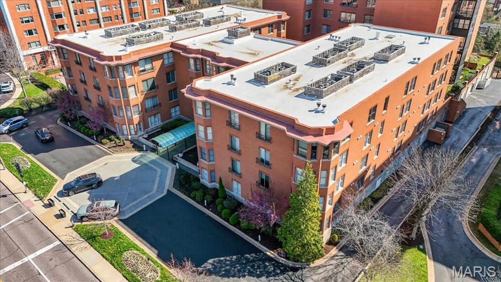 Claytonian A Condo Amd - Residential
