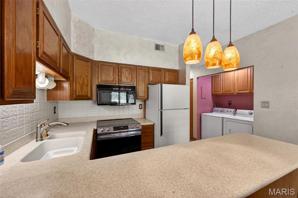 Creve Coeur Station Condo - Residential