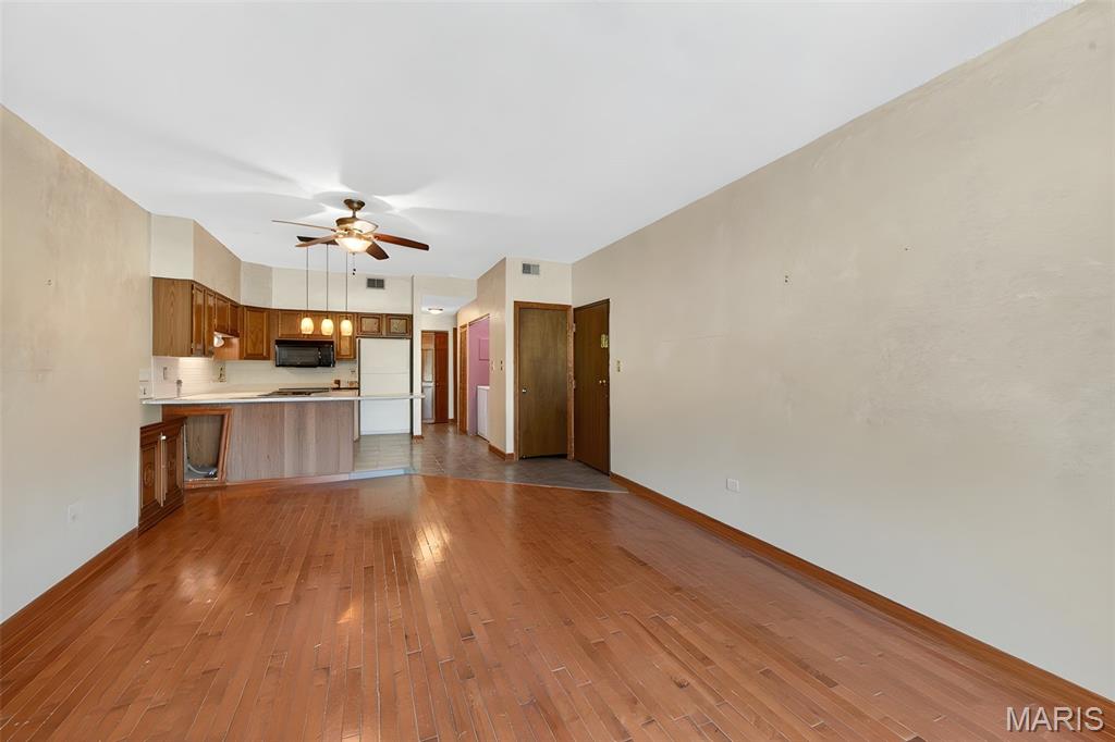 Creve Coeur Station Condo - Residential