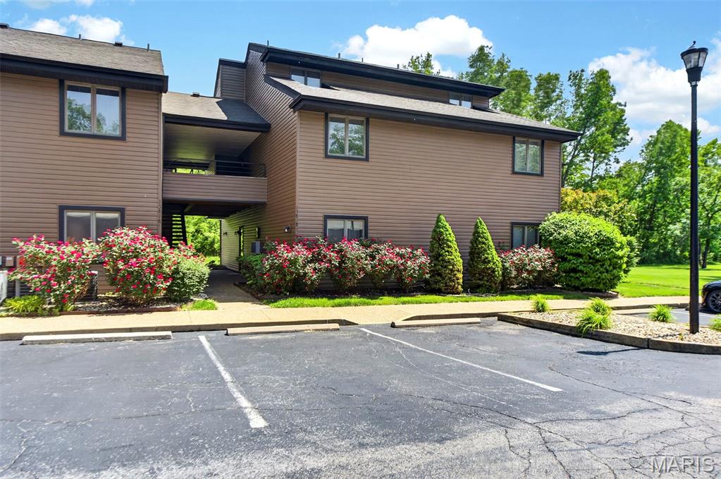 Creve Coeur Station Condo - Residential