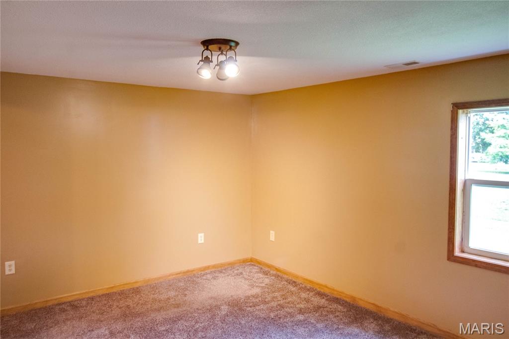 Lynns First Add - Residential