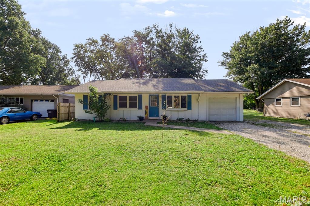 You will like this 3 bedroom, 2 bath ranch in Brighton. Offers over 1,200sq ft of living space with living room, dining room, kitchen, main floor laundry, and more. The large backyard is a bonus!