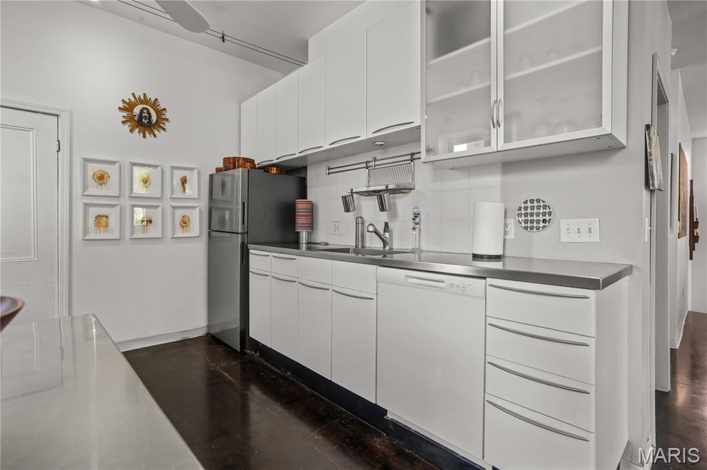 benton park - Residential Income
