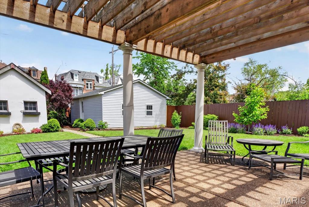 Forest Park Place - Residential