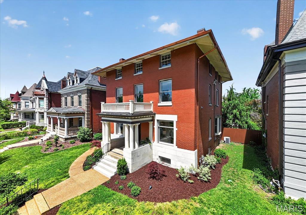 Forest Park Place - Residential