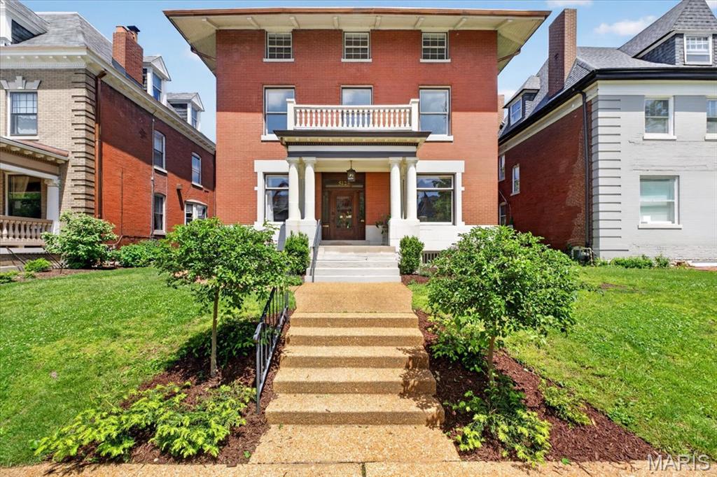 Forest Park Place - Residential