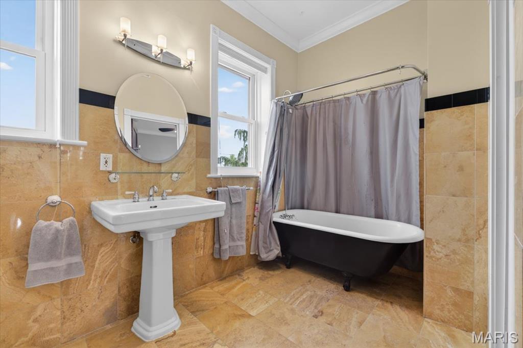 Forest Park Place - Residential
