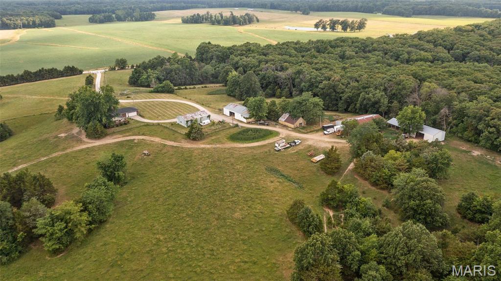 WILLIAMSBURG - Farm