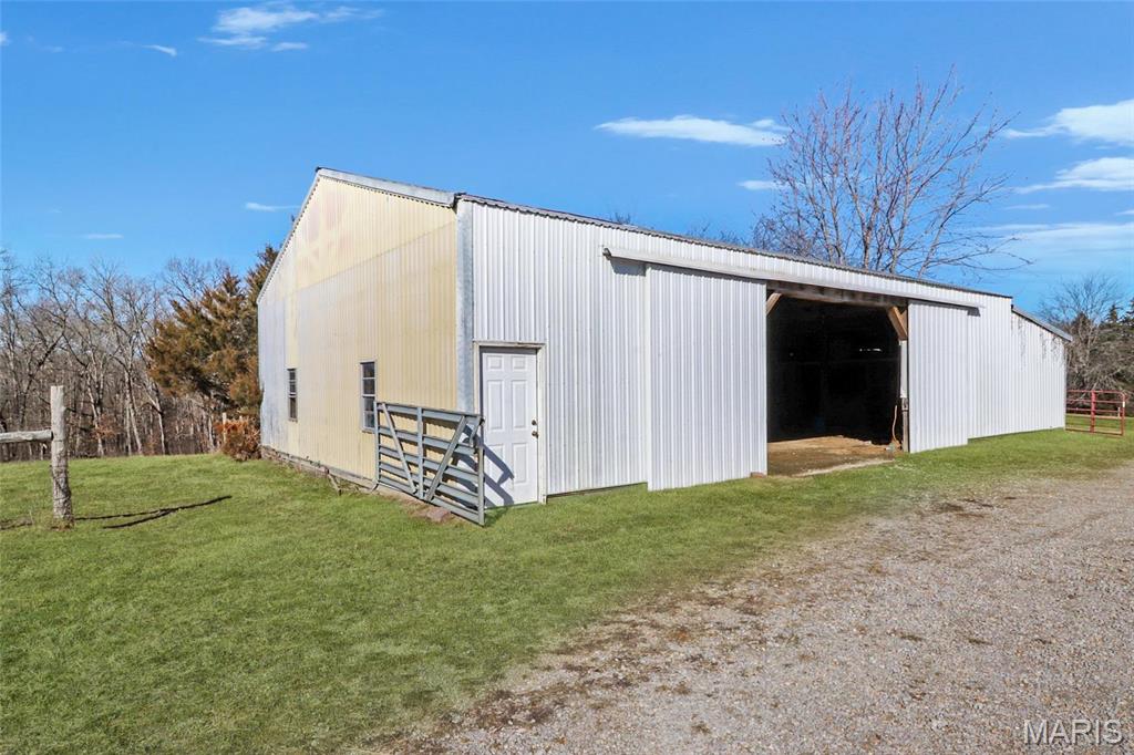 WILLIAMSBURG - Farm