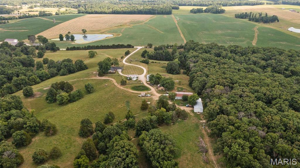 WILLIAMSBURG - Farm