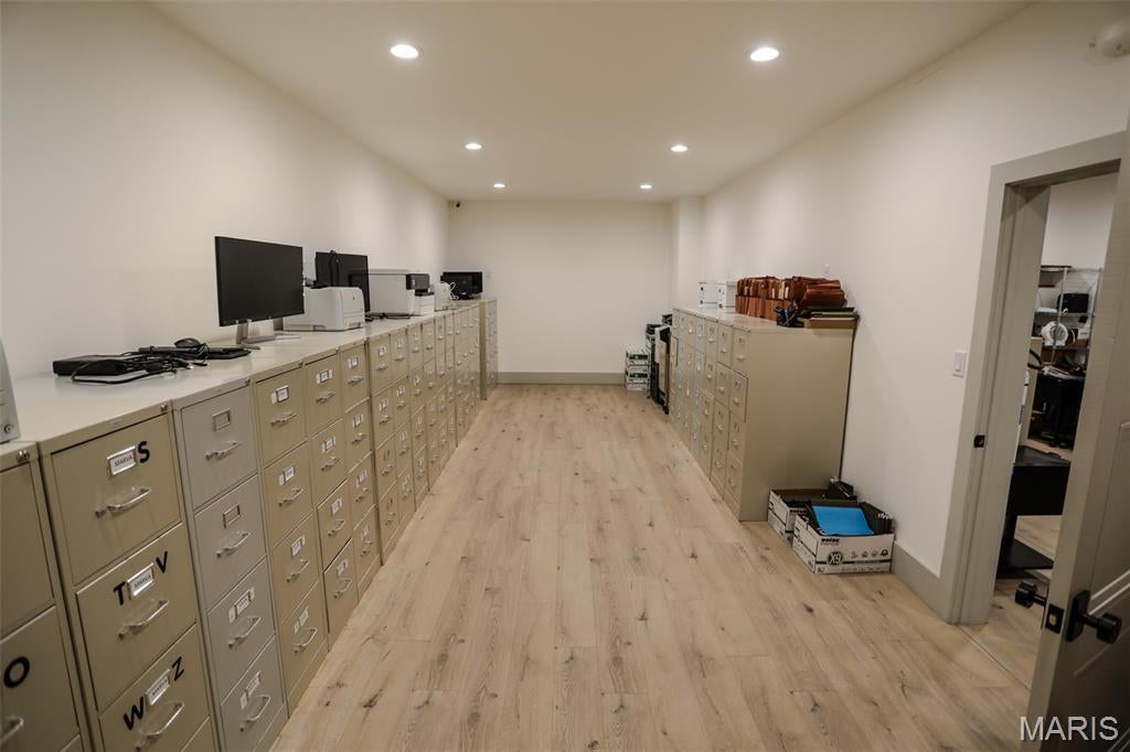 none - Commercial Sale