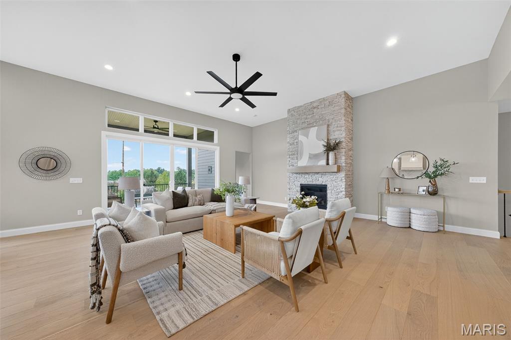Santino Court - Residential
