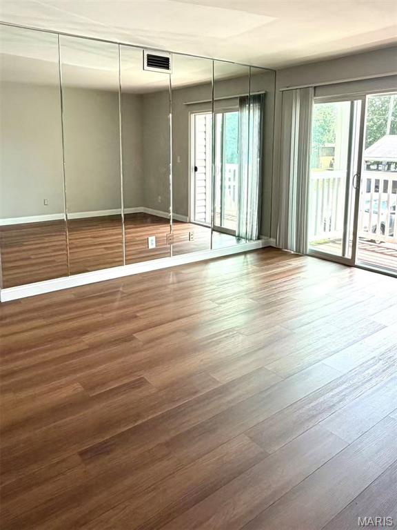 Sherwood Place Condo Seven - Residential