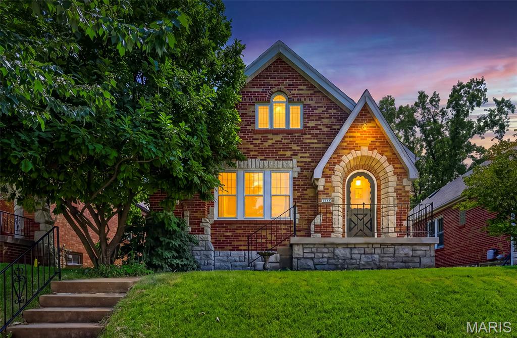 Watson Terrace - Residential