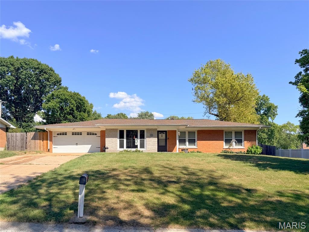 Move-in ready and filled with features buyers are looking for! This well maintained 3 bedroom, 2 bath brick home offers a comfortable layout, important updates, and a location that makes everyday living convenient.
Step inside to fresh neutral paint and beautiful wood floors, creating a clean, timeless backdrop that is easy to furnish and personalize. The open kitchen and living room provide an inviting space for both everyday living and entertaining. The kitchen is designed for functionality with a center island for additional prep space and seating, plus stainless steel appliances that stay with the home.
The 3 bedroom layout provides flexibility for family, guests, a home office, or hobbies, while two full bathrooms add convenience for busy households. Major updates include a newer roof and HVAC system, offering valuable peace of mind.
Outside, the fenced yard and covered patio provide a private space for relaxing, entertaining, gardening, or pets. The 2-car garage offers secure parking along with additional room for storage, tools, or recreational equipment.
The brick and stone exterior adds lasting curb appeal and durability, while the home's location puts shopping, dining, entertainment, and everyday conveniences close at hand. For commuters, easy highway access provides a convenient route to St. Louis as well as Scott Air Force Base.
This property offers a practical combination of comfort, functionality, and value. Come see this beauty today!