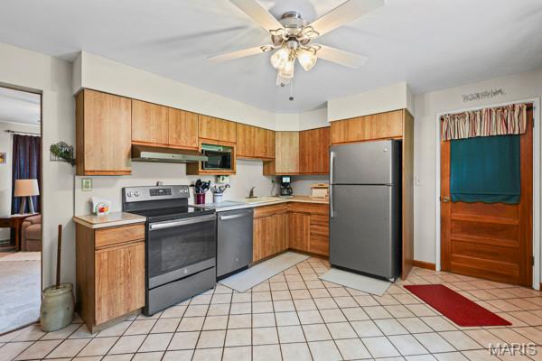 Weber Hill Manor 02 - Residential