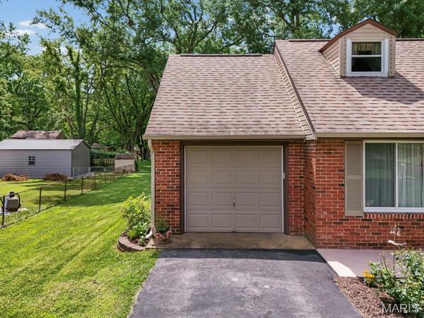 Weber Hill Manor 02 - Residential