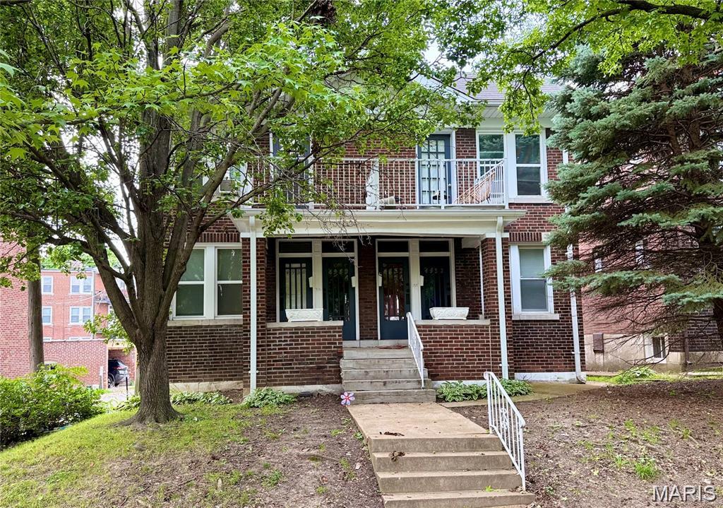 Come check out this charming true two-bedroom apartment in the heart of Northampton for just $925 a month! Located on the second floor, the unit features a front porch accessible from the first bedroom and a bright, enclosed sunroom off the second—perfect for relaxing, working from home, or enjoying your favorite hobbies. The location is unbeatable, with shops, restaurants, and everyday conveniences all within walking distance. You’re also just steps from public transportation and right around the corner from Kingshighway and Chippewa, making commuting a breeze. The building includes washer and dryer hookups in the basement, so you won’t have to haul your laundry off-site each week. Applicants must have a credit score of 600 or higher, monthly income of at least three times the rent, and no history of evictions or unpaid landlord debts. NO DOGS ALLOWED, Cats are okay with deposit and monthly fee. Don’t miss your chance to live in one of the most convenient neighborhoods in the city! Text 314-565-5423 for more info