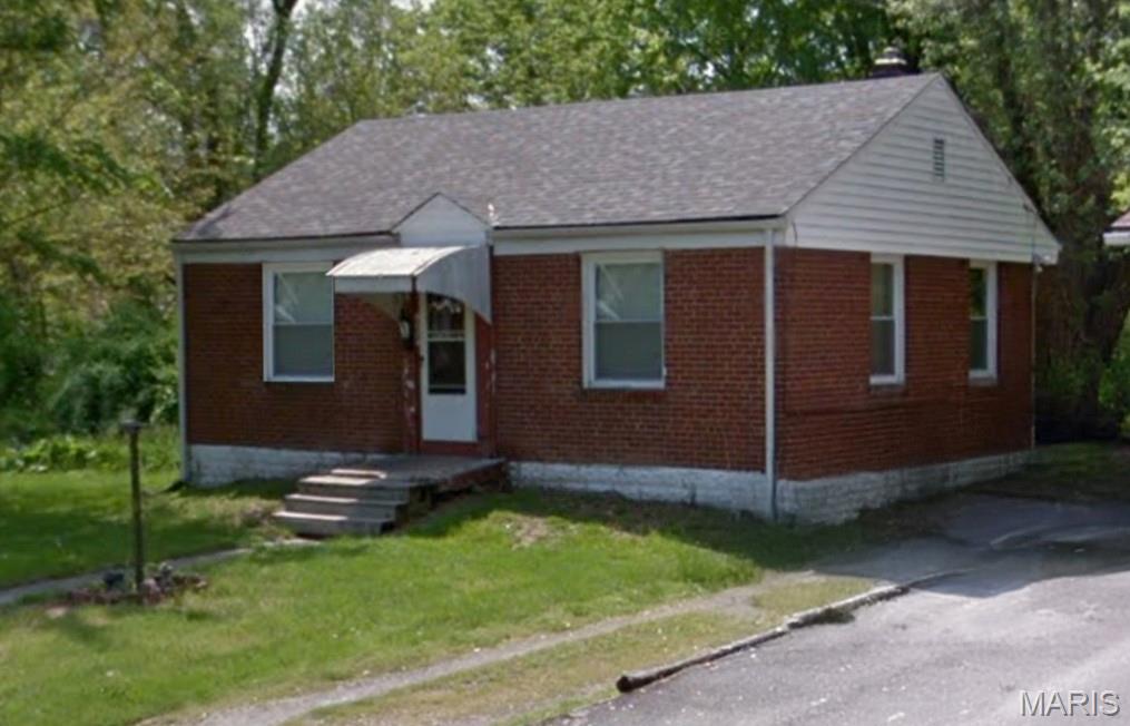 Charming 2-bedroom, 1-bath ranch home with a basement, offering solid potential for investors or buyers looking for their next opportunity. This property is being offered as a cash sale only, with no contingencies accepted, and is sold strictly as-is, where-is. No interior showings will be permitted, no additional interior photos are available, and interior access for inspections will not be granted. No survey or keys will be provided. All listing information is deemed reliable but not guaranteed, and buyers are responsible for completing their own due diligence prior to submitting an offer. Buyers must independently verify all property details, including but not limited to the number of bedrooms and bathrooms, square footage, room sizes, lot dimensions, and any other relevant information. Photos and marketing remarks are provided for reference purposes only. By submitting an offer, the buyer acknowledges they have independently investigated the property and are making their purchase decision based solely on their own findings. Buyer or Buyer's agent to verify MLS info.