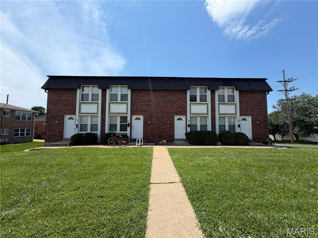 Welcome to your next South County investment opportunity! Very well maintained all brick 3900 square feet four family building in desirable Reavis Gardens location. All units have 2 bedrooms and 1 bath. Units have been well maintained with updated kitchens, bathrooms, and flooring. Each unit has a walk-out basement providing plenty of storage or additional living space. With stable tenants this building is great for an investor, or owner occupies one unit with the three other units paying the bills! Inquire today to find out how we make this your next great investment.