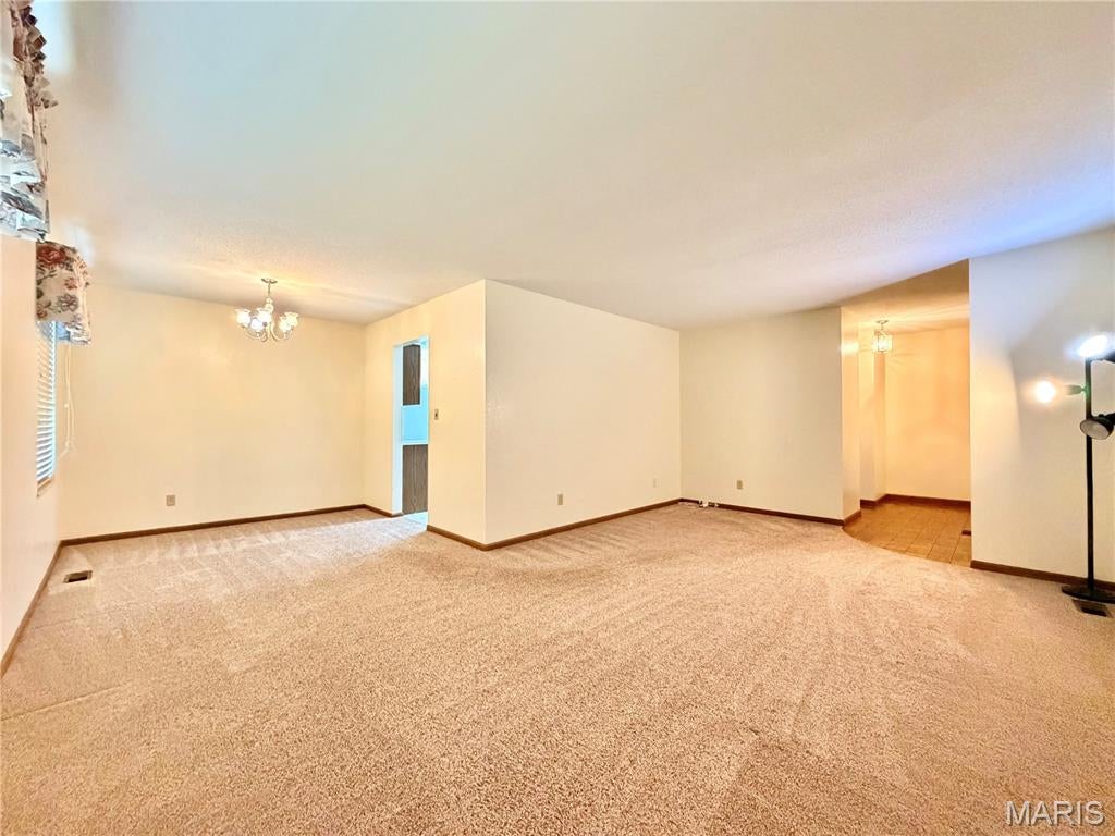 Chateau Estates - Residential