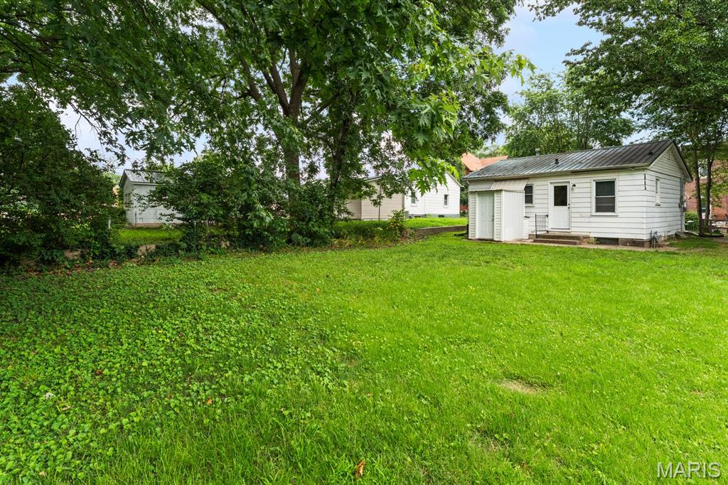 West Belleville 1st Add - Residential
