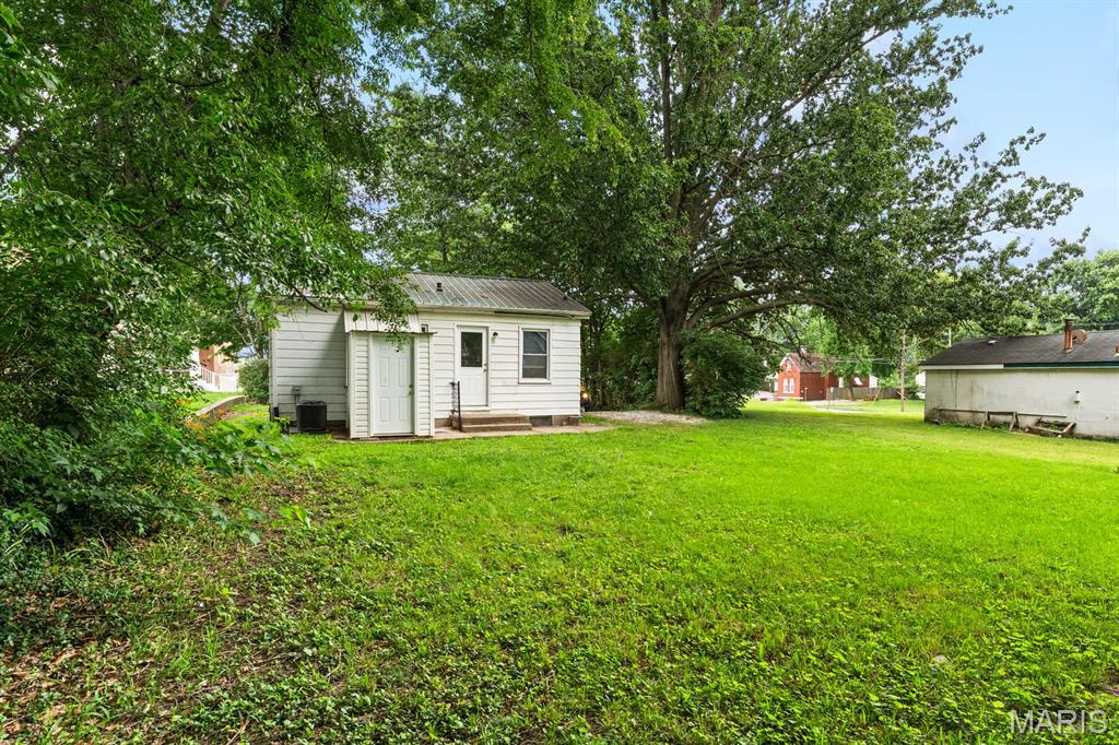 West Belleville 1st Add - Residential