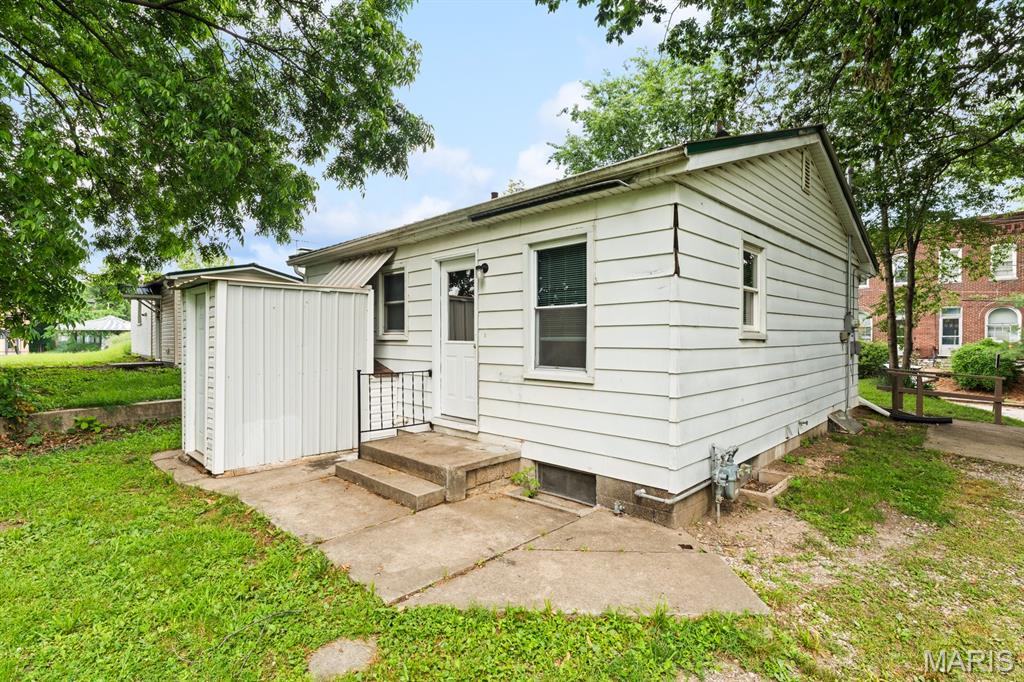 West Belleville 1st Add - Residential