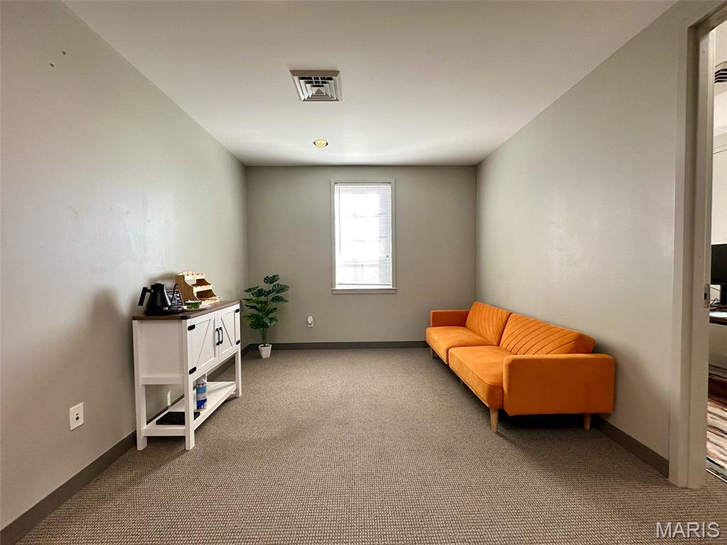 Soulard - Commercial Lease