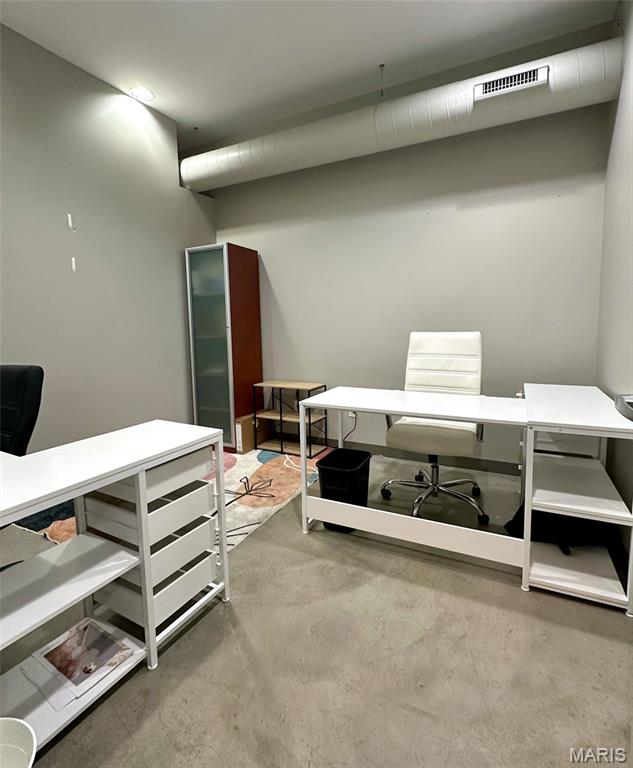 Soulard - Commercial Lease