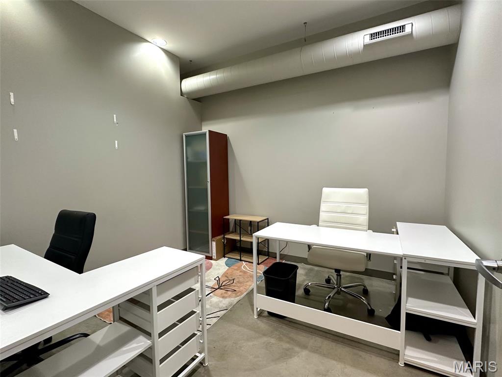 Soulard - Commercial Lease