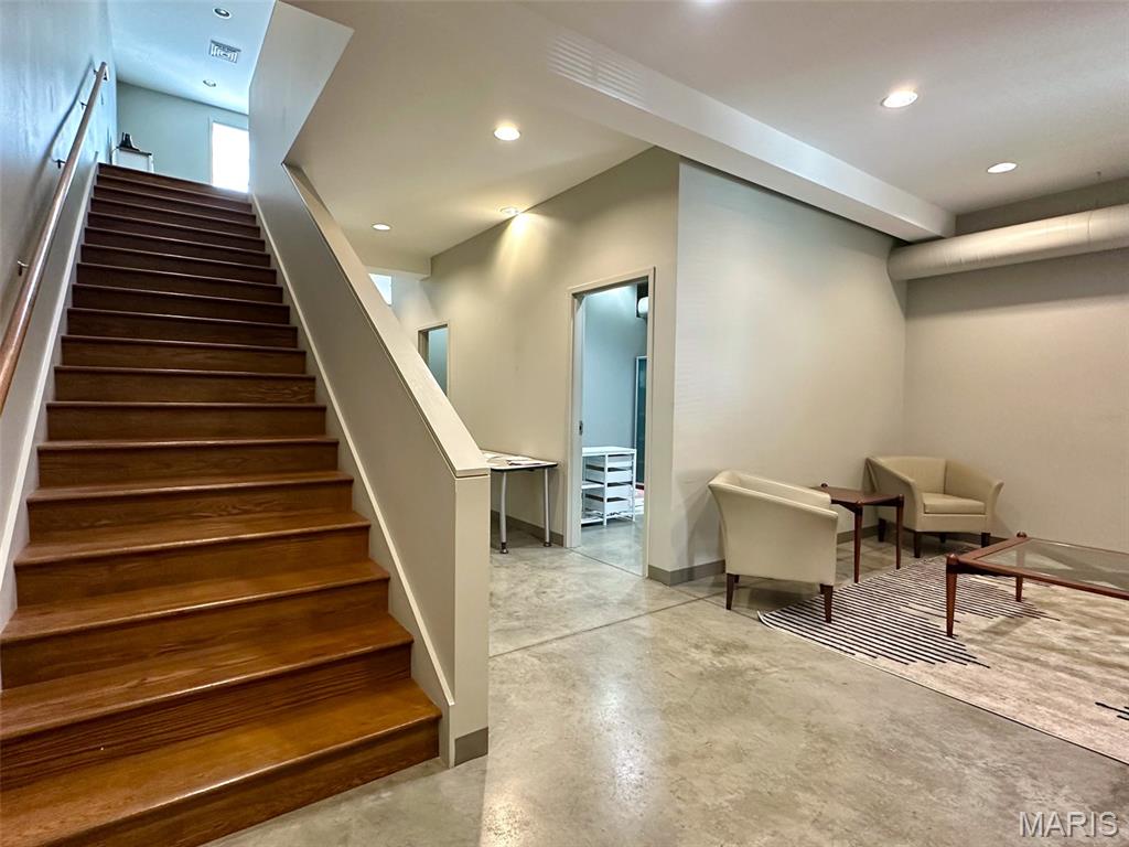 Soulard - Commercial Lease