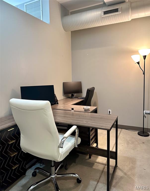 Soulard - Commercial Lease