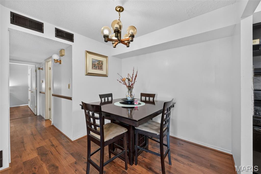 Sugartree 8 - Residential