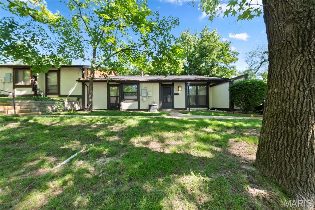 Sugartree 8 - Residential