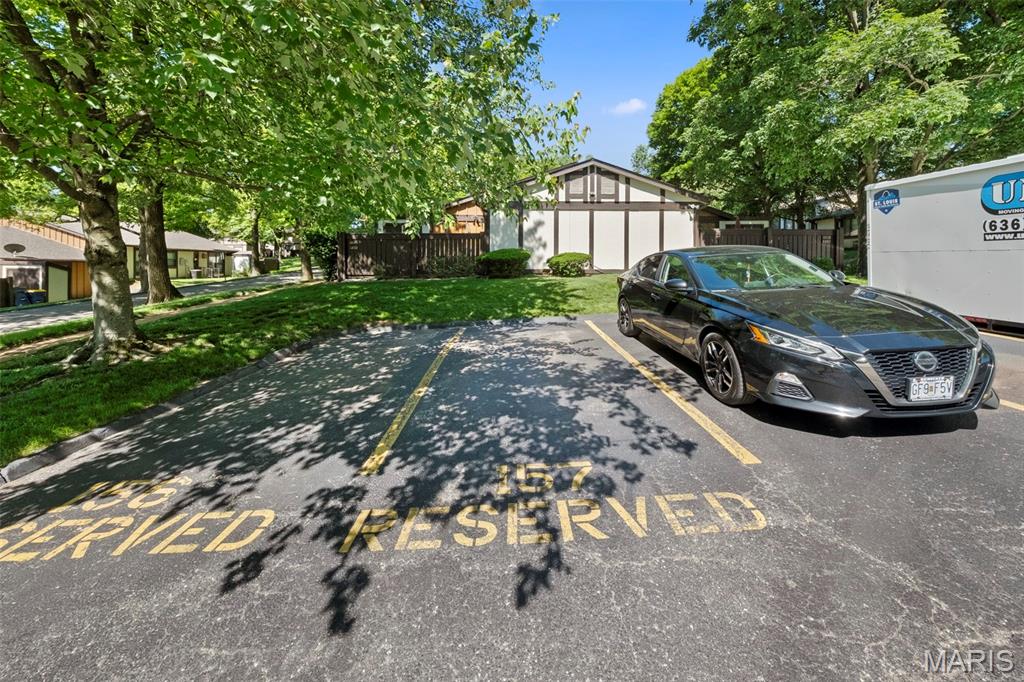 Sugartree 8 - Residential