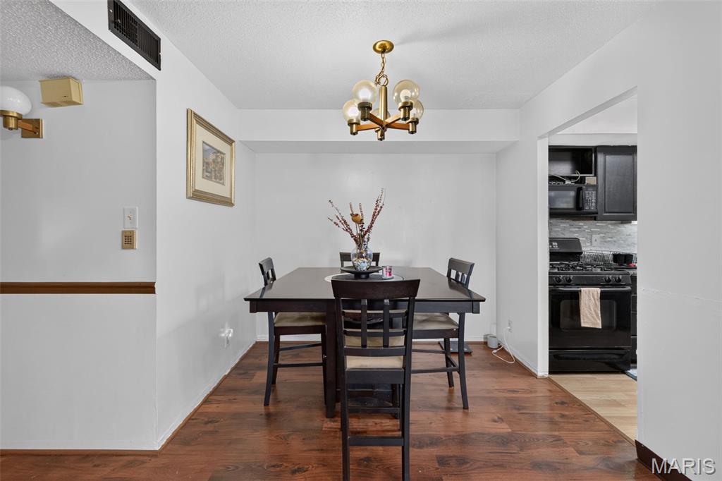 Sugartree 8 - Residential