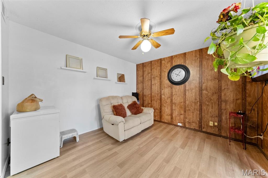 Sugartree 8 - Residential