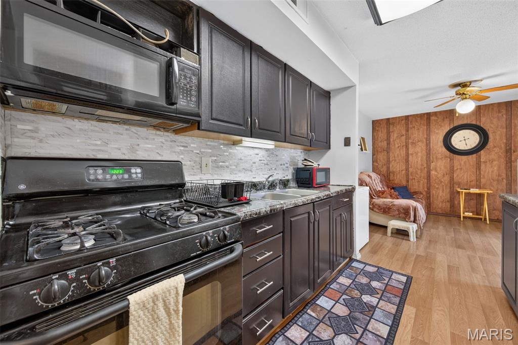 Sugartree 8 - Residential