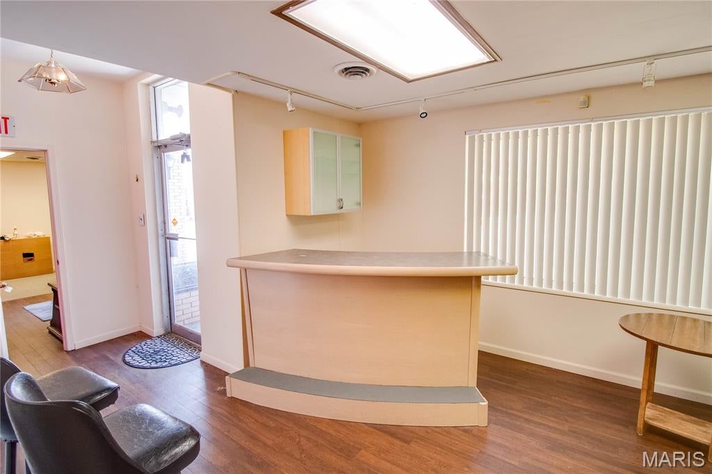 Hunter & Russells Add - Commercial Sale