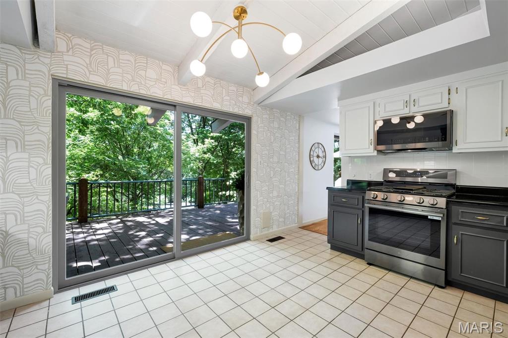 Strohm Place - Residential