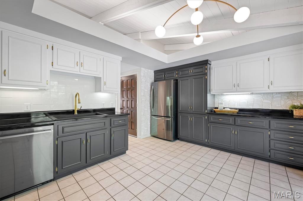 Strohm Place - Residential