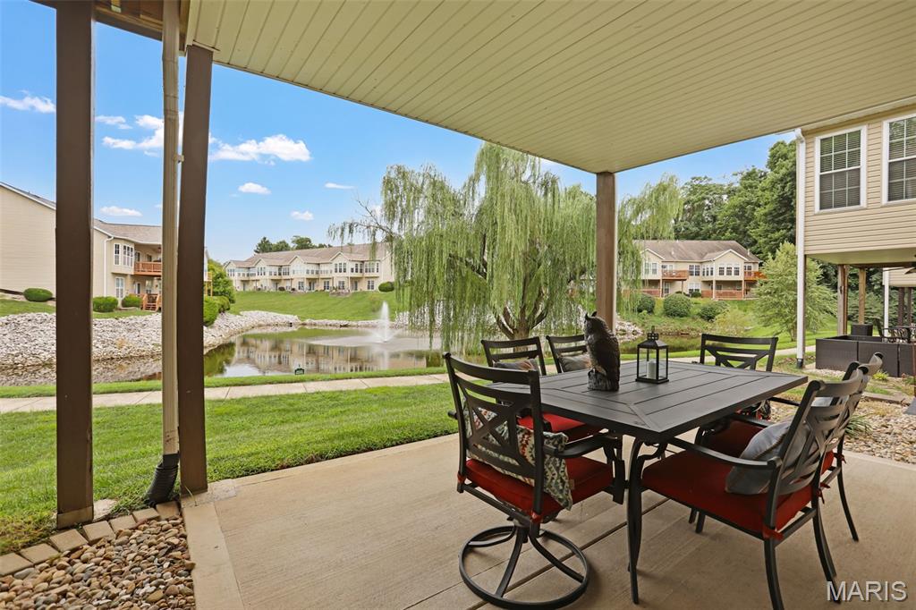 Villas/Stonebridge Condos - Residential